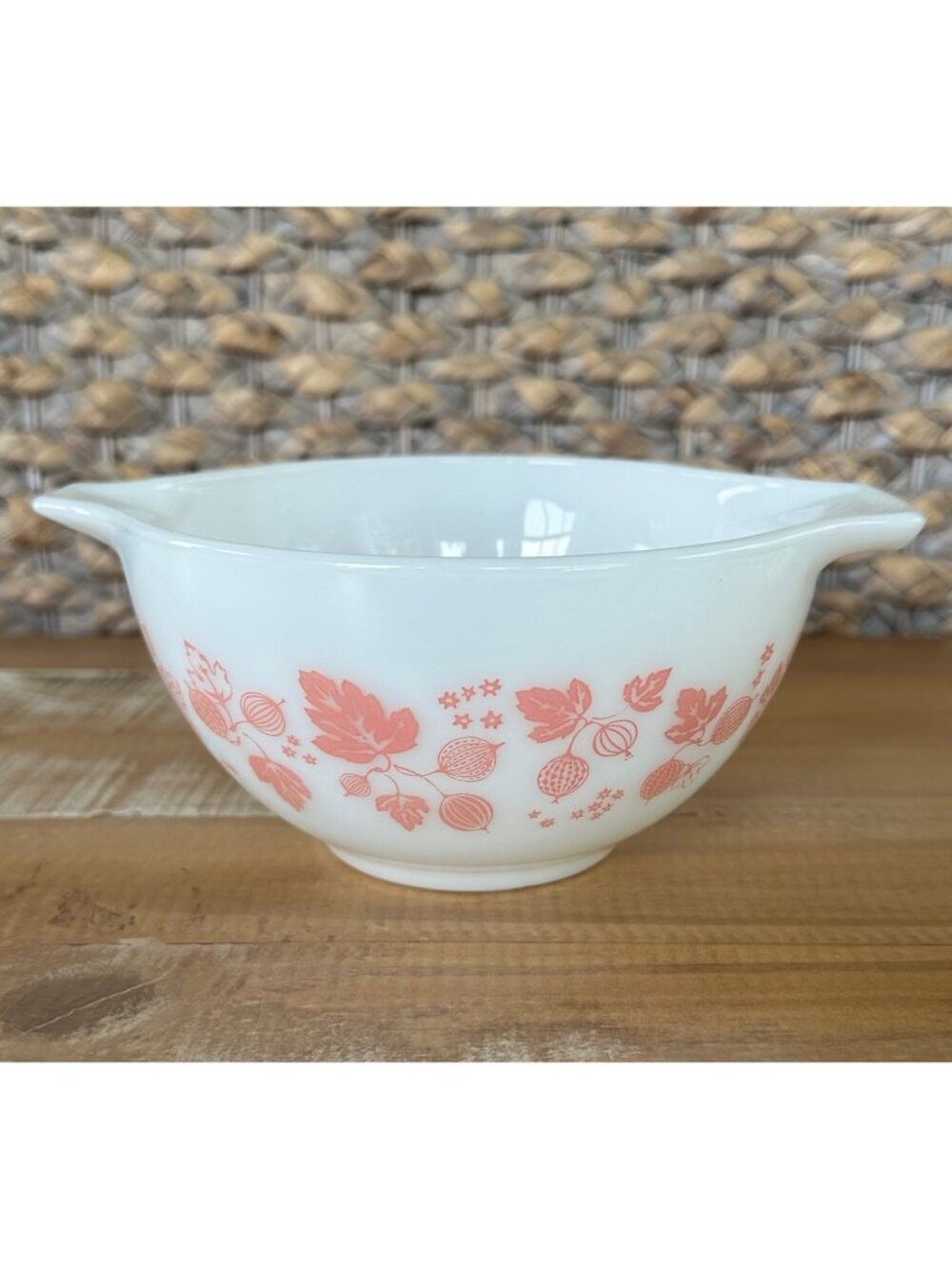 Vintage #441 Pyrex 1 1/2 Pint Pink White Gooseberry Cinderella Nesting Bowl